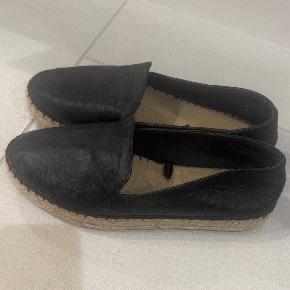 GAP Black Espadrille Slip-On Flats with Jute Sole